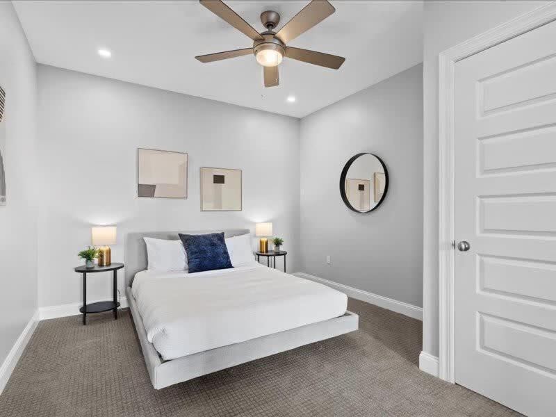 Cozysuites 1Br, Ppg Paints Arena, Pitts Питтсбург Экстерьер фото
