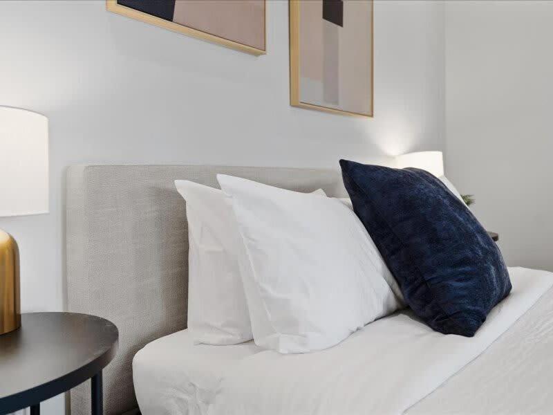 Cozysuites 1Br, Ppg Paints Arena, Pitts Питтсбург Экстерьер фото