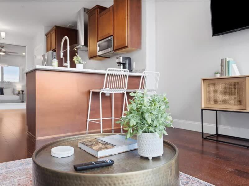 Cozysuites 1Br, Ppg Paints Arena, Pitts Питтсбург Экстерьер фото