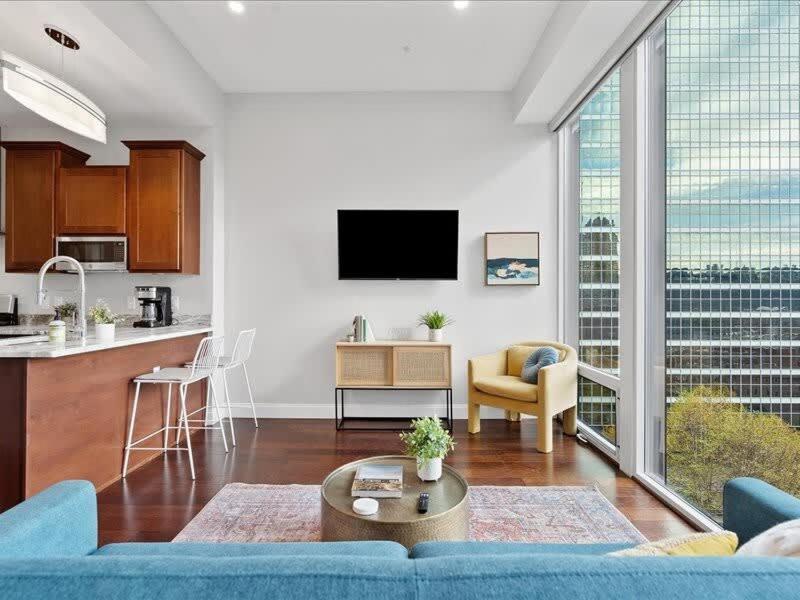 Cozysuites 1Br, Ppg Paints Arena, Pitts Питтсбург Экстерьер фото
