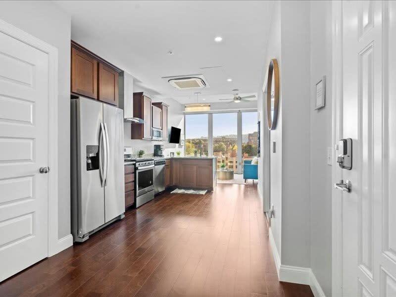Cozysuites 1Br, Ppg Paints Arena, Pitts Питтсбург Экстерьер фото